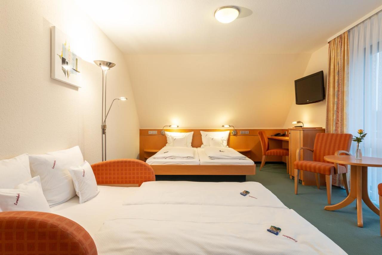 Gasthaus Hotel Zum Mohren 니데르스토칭엔 외부 사진